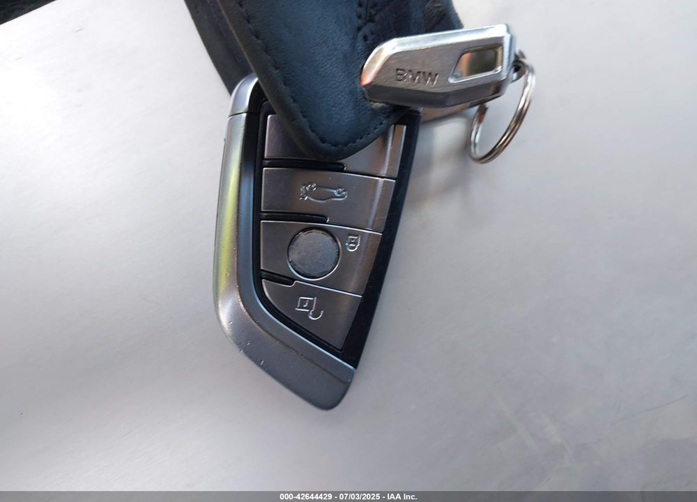 2015 BMW X5 VIN: 5UXKR0C58F0K59896