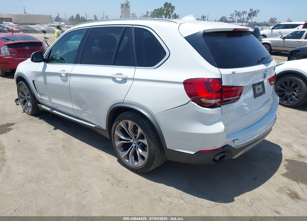 2015 BMW X5 VIN: 5UXKR0C58F0K59896