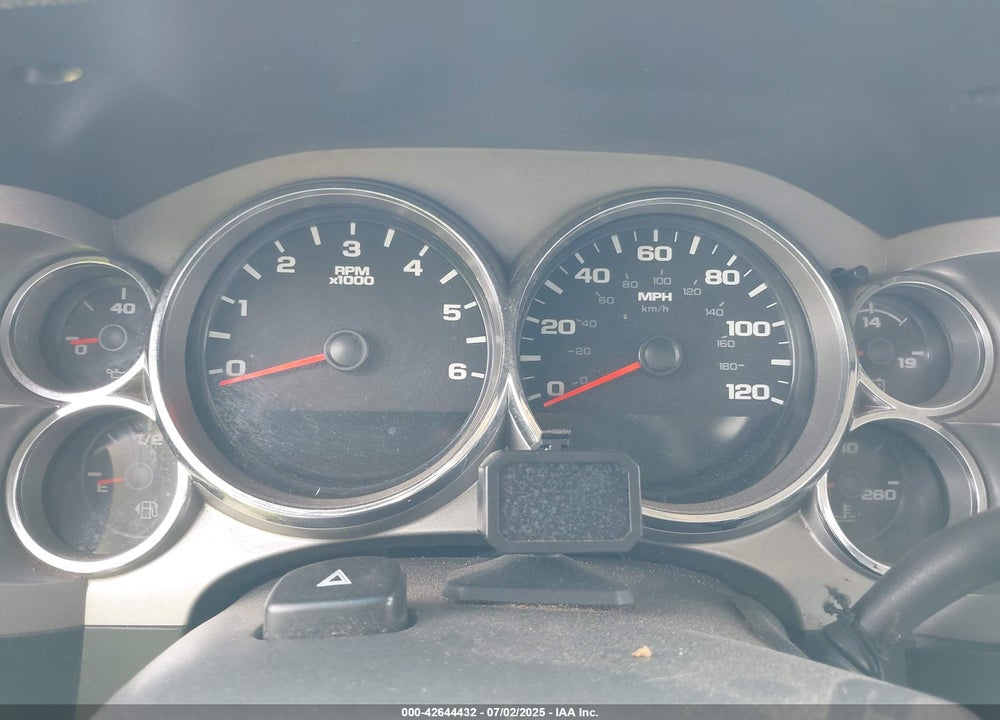 2011 CHEVROLET SILVERADO 1500 VIN: 3GCPKSE33BG216317