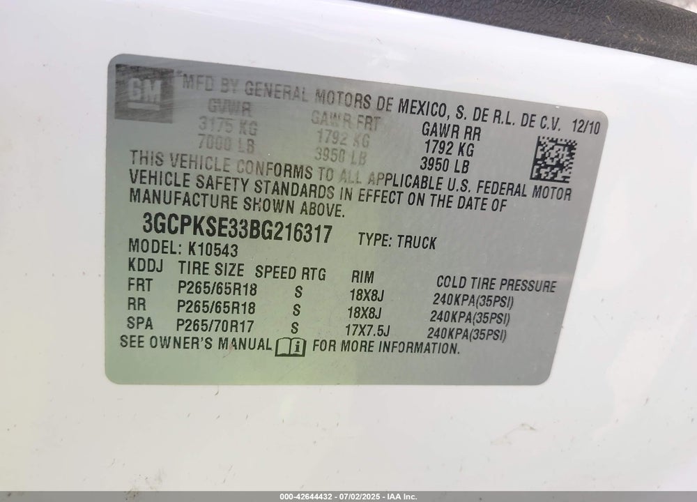2011 CHEVROLET SILVERADO 1500 VIN: 3GCPKSE33BG216317