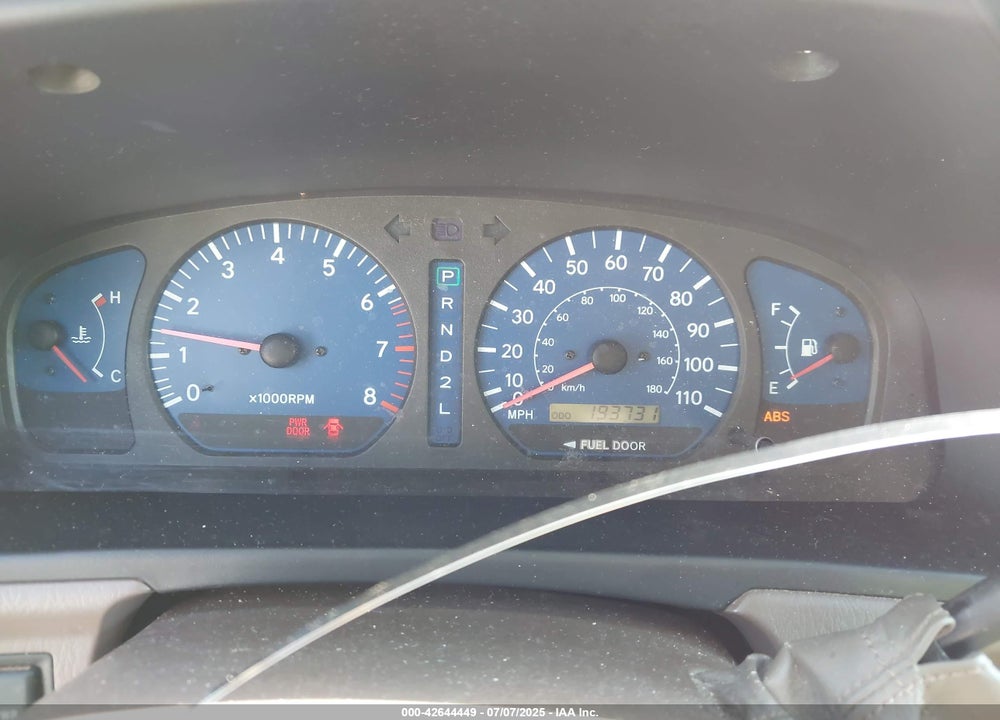 2001 TOYOTA SIENNA LE VIN: 4T3ZF13C21U393028