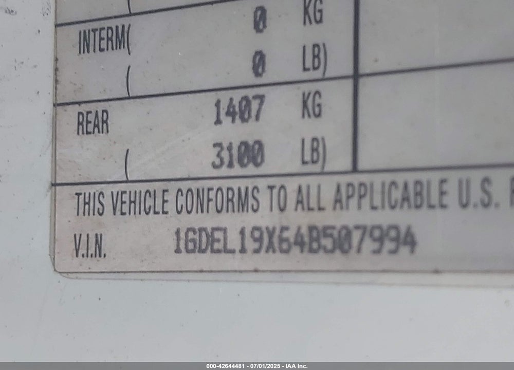 2004 GMC SAFARI XT VIN: 1GDEL19X64B507994