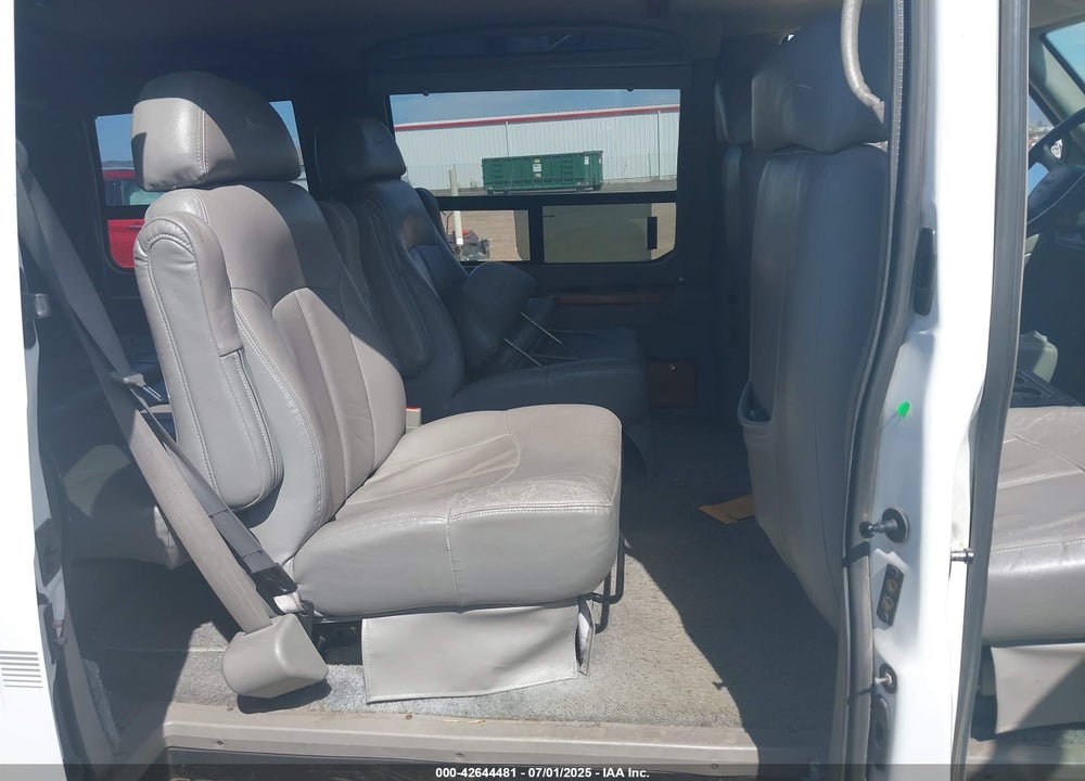 2004 GMC SAFARI XT VIN: 1GDEL19X64B507994