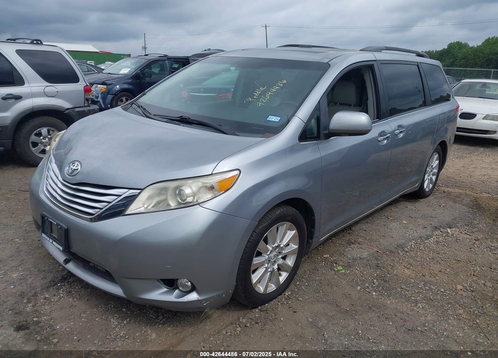 2011 TOYOTA SIENNA LIMITED V6 VIN: 5TDYK3DC2BS166913