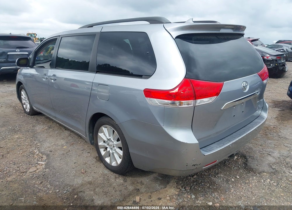 2011 TOYOTA SIENNA LIMITED V6 VIN: 5TDYK3DC2BS166913