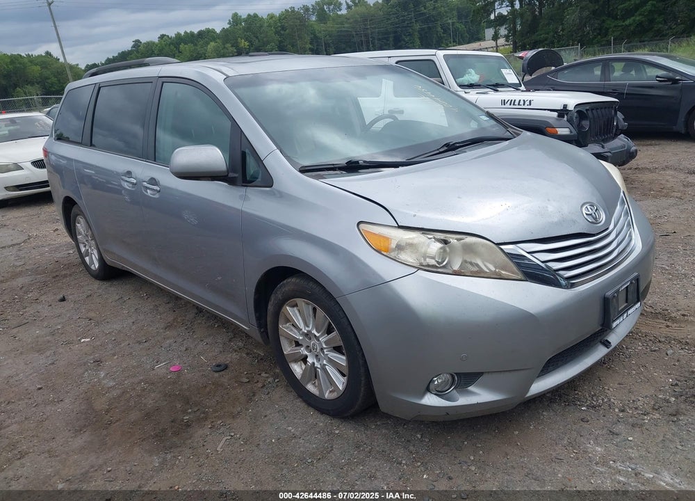 2011 TOYOTA SIENNA LIMITED V6 VIN: 5TDYK3DC2BS166913