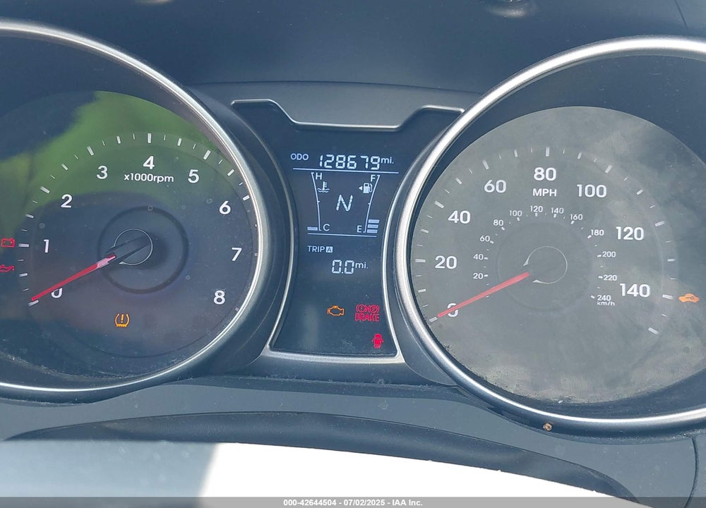 2014 HYUNDAI VELOSTER VIN: KMHTC6AD8EU201052