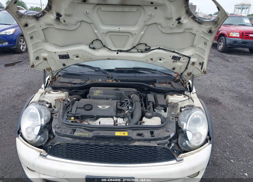 2013 MINI COOPER VIN: WMWZG3C55DTY32706