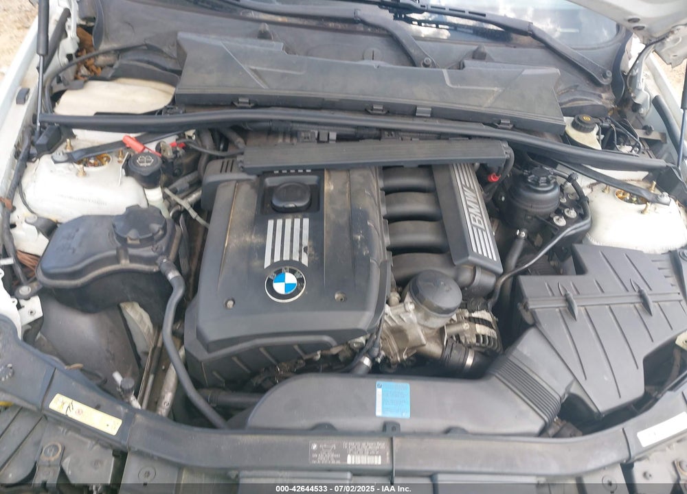 2007 BMW 3 SERIES VIN: WBAWB33597PV70803
