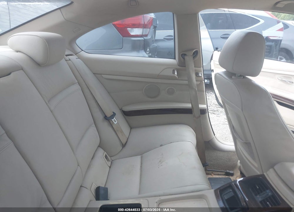 2007 BMW 3 SERIES VIN: WBAWB33597PV70803