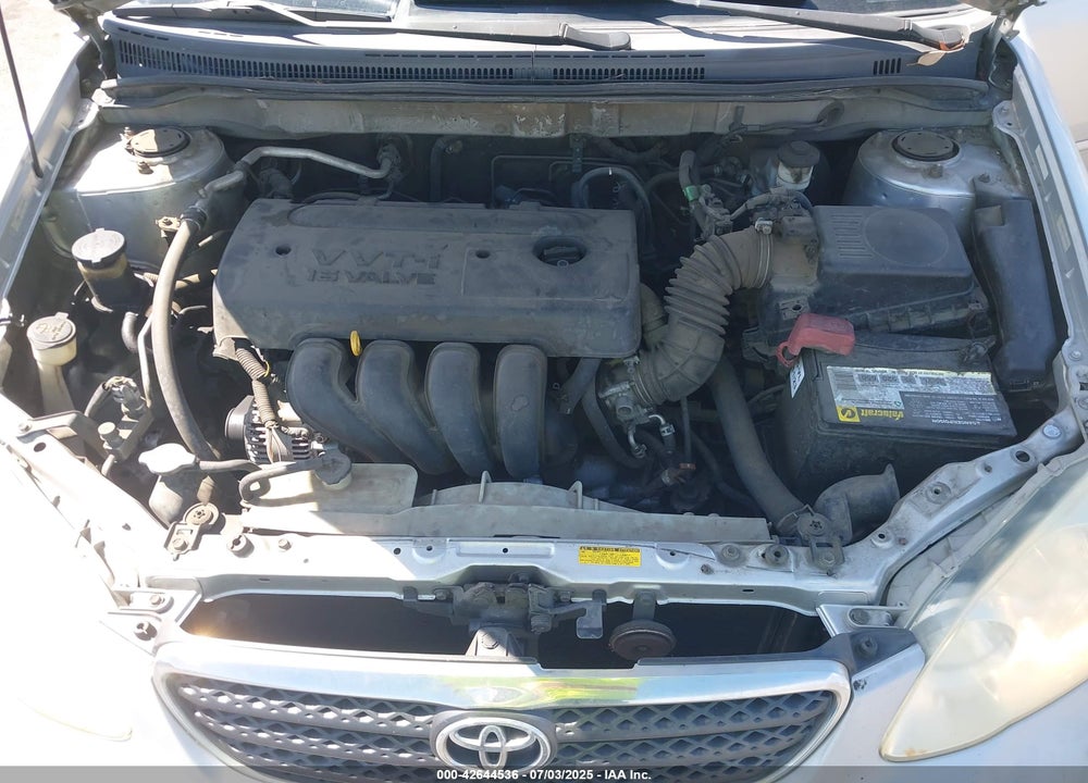 2005 TOYOTA COROLLA LE VIN: JTDBR32E052049929
