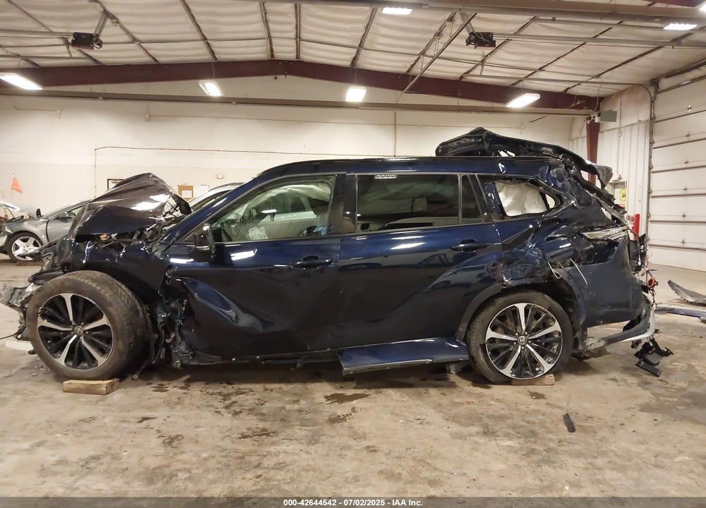 2021 TOYOTA HIGHLANDER VIN: 5TDJZRBH7MS097945