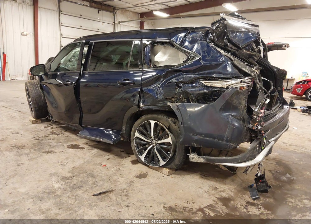 2021 TOYOTA HIGHLANDER VIN: 5TDJZRBH7MS097945