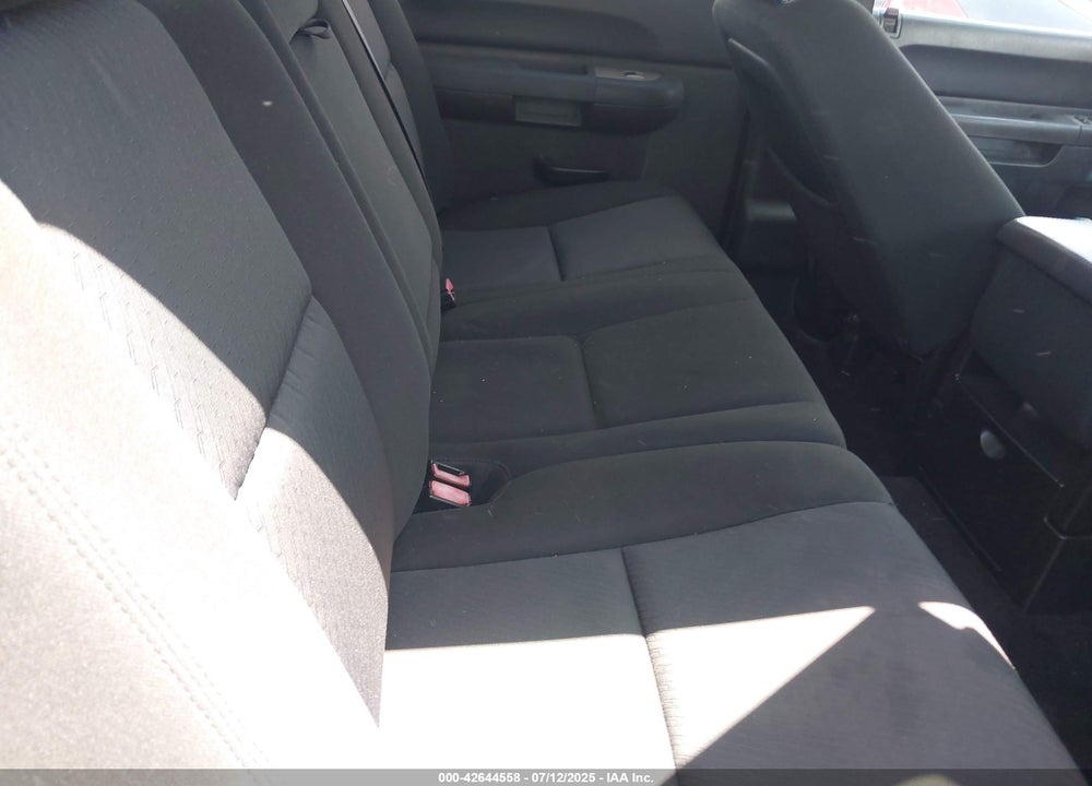2011 CHEVROLET SILVERADO 1500 VIN: 3GCPKSE33BG187207