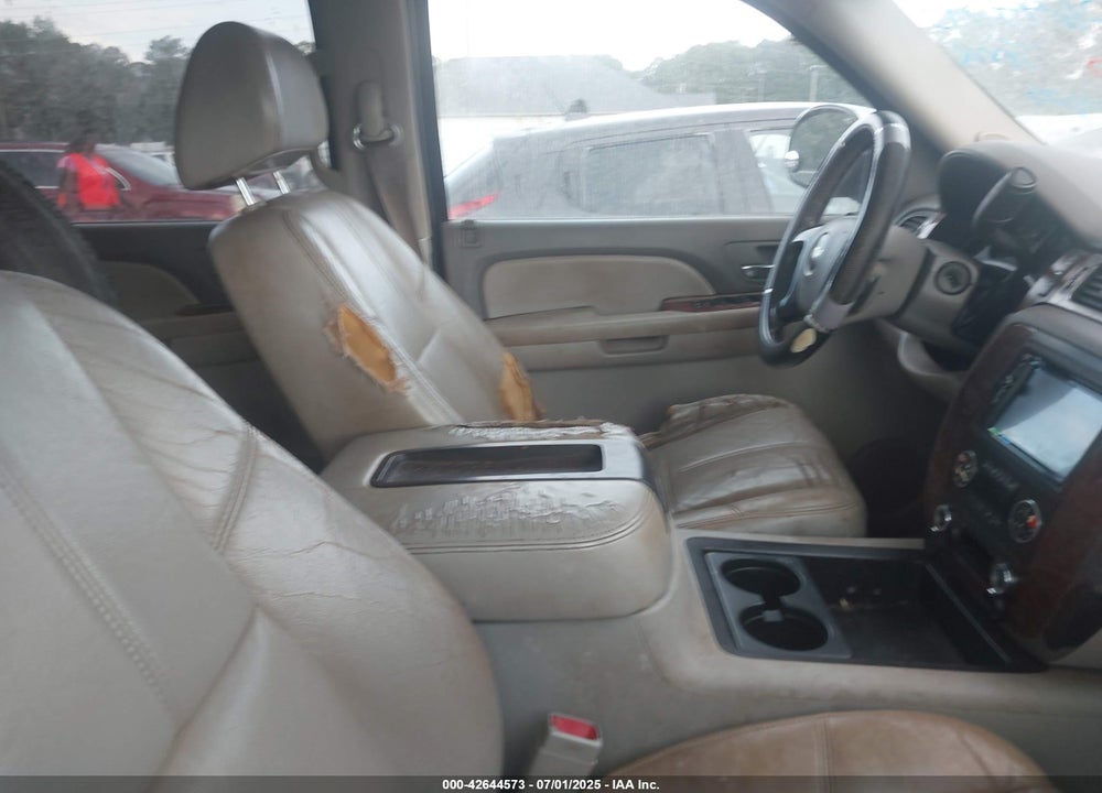 2007 CHEVROLET TAHOE VIN: 1GNFC13097J231901