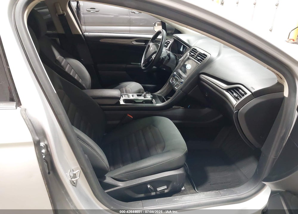 2018 FORD FUSION VIN: 3FA6P0HD1JR193473