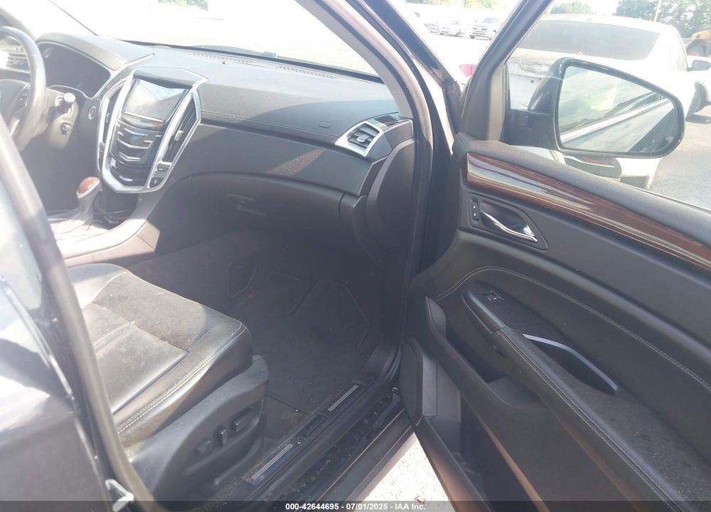 2014 CADILLAC SRX LUXURY COLLECTION VIN: 3GYFNBE37ES687840