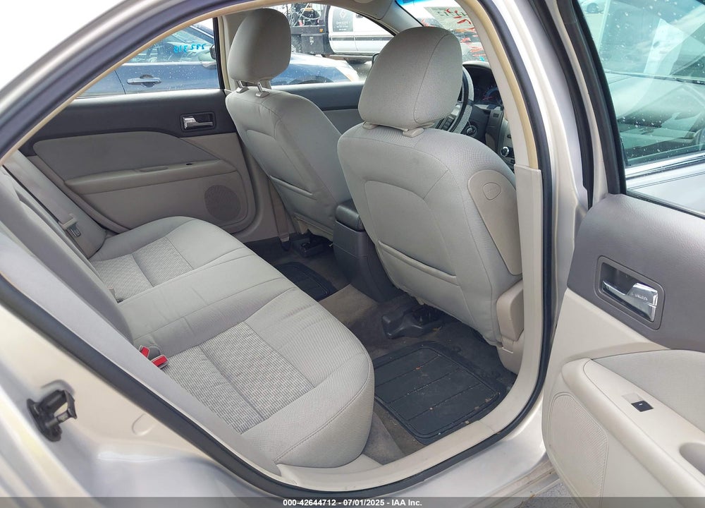 2010 FORD FUSION VIN: 3FAHP0HG9AR401229