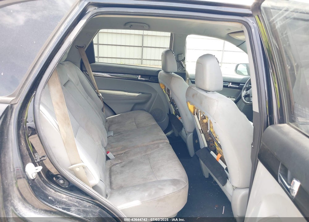 2013 KIA SORENTO VIN: 5XYKT3A67DG359284