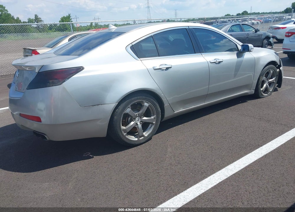 2011 ACURA TL VIN: 19UUA9F58BA000476