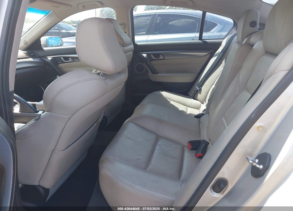2011 ACURA TL VIN: 19UUA9F58BA000476