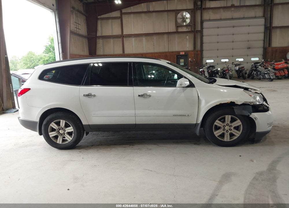 2009 CHEVROLET TRAVERSE VIN: 1GNEV23D59S181316