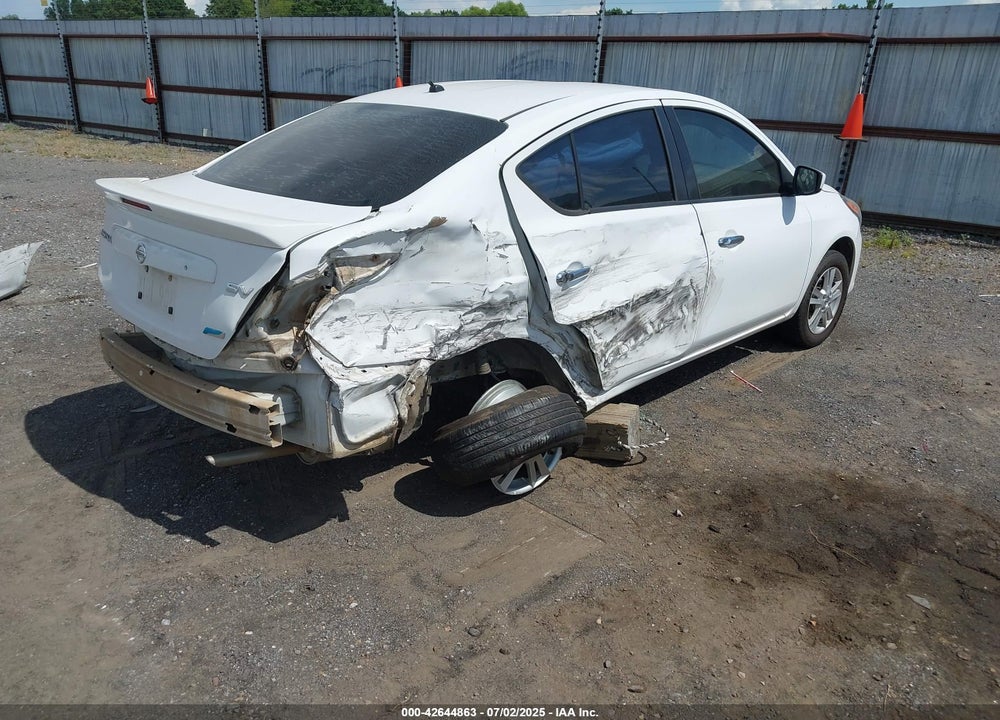 2015 NISSAN VERSA VIN: 3N1CN7AP2FL878594