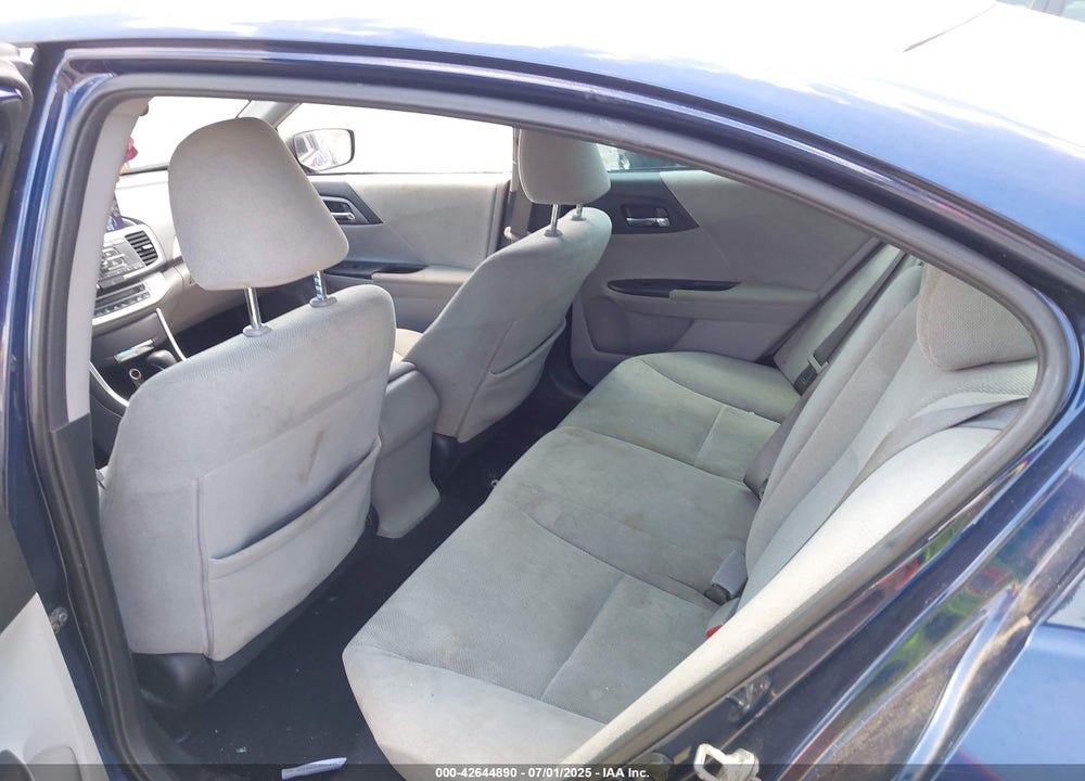 2013 HONDA ACCORD LX VIN: 1HGCR2F39DA235899