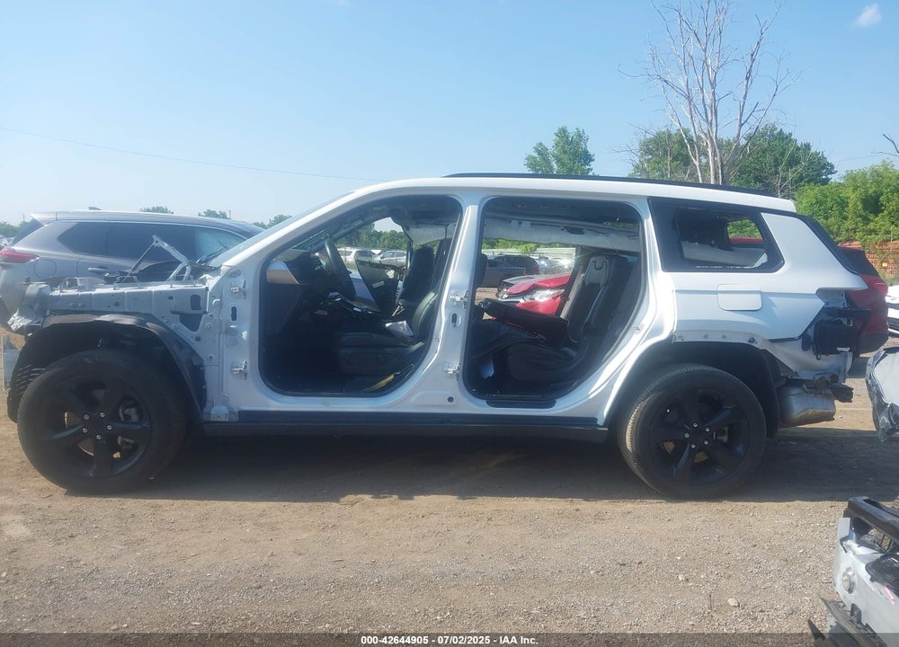 2021 JEEP GRAND CHEROKEE L VIN: 1C4RJKAGXM8210155