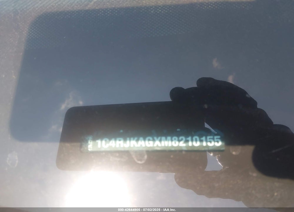 2021 JEEP GRAND CHEROKEE L VIN: 1C4RJKAGXM8210155