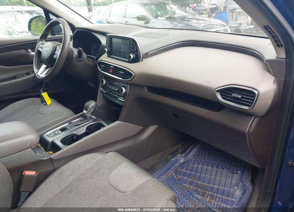 2019 HYUNDAI SANTA FE VIN: 5NMS3CAD4KH009791
