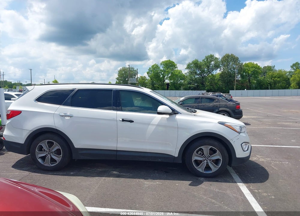 2016 HYUNDAI SANTA FE VIN: KM8SMDHF3GU151619