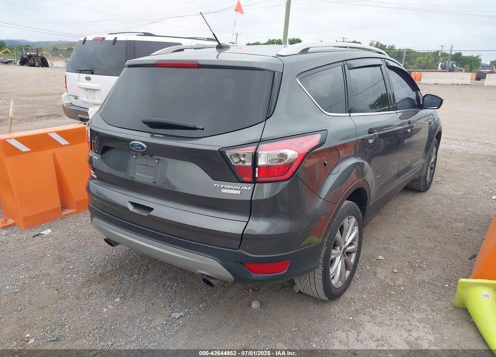 2017 FORD ESCAPE VIN: 1FMCU0JD0HUC72597