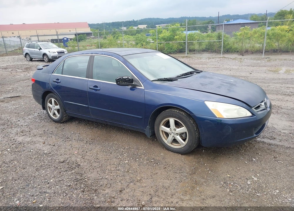 2003 HONDA ACCORD 2.4 EX VIN: JHMCM56603C067418