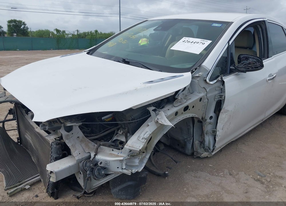 2014 BUICK VERANO VIN: 1G4PR5SK5E4190261