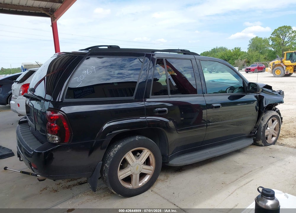2007 CHEVROLET TRAILBLAZER LT VIN: 1GNDT13S772208863