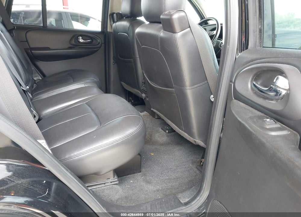 2007 CHEVROLET TRAILBLAZER LT VIN: 1GNDT13S772208863