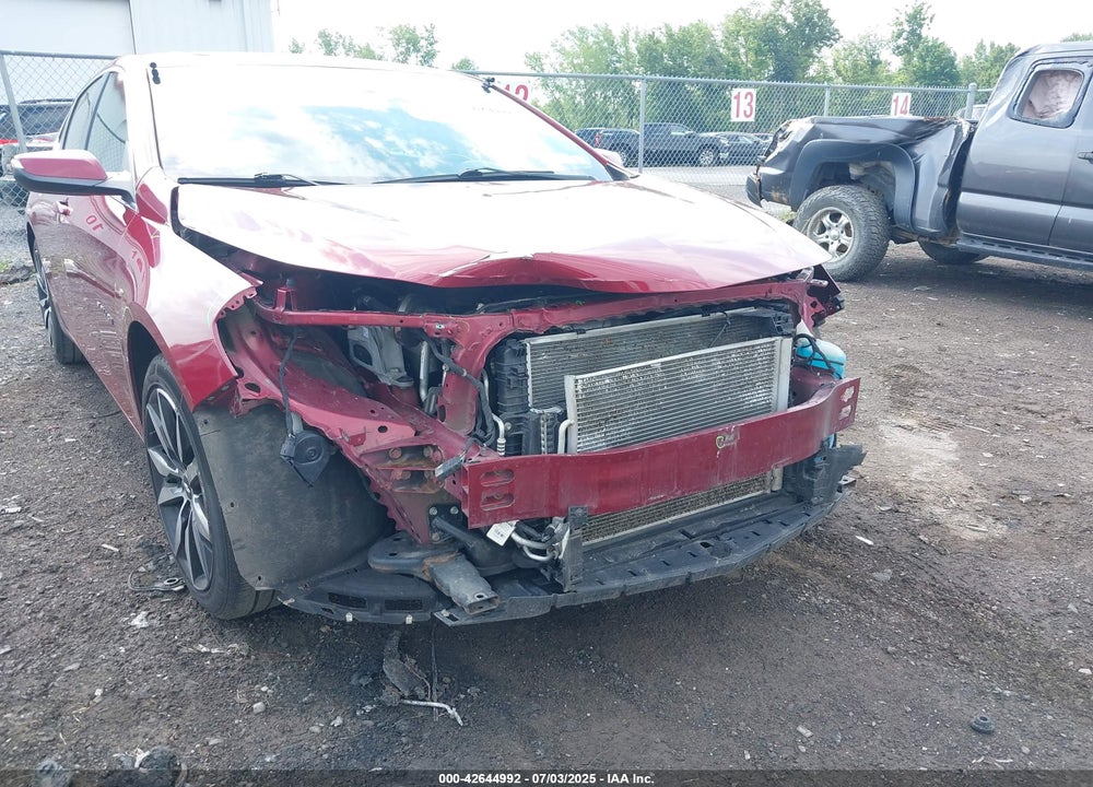 2018 CHEVROLET MALIBU VIN: 1G1ZD5STXJF135719