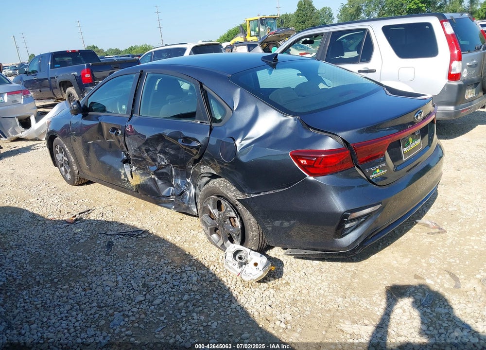 2021 KIA FORTE VIN: 3KPF24AD9ME271598