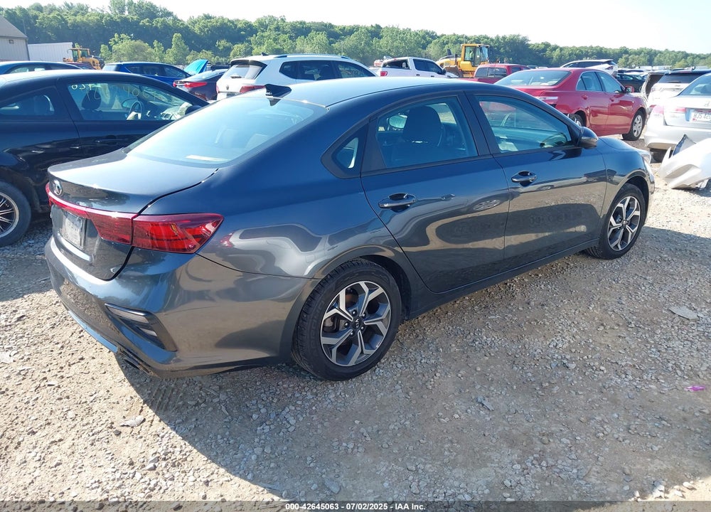 2021 KIA FORTE VIN: 3KPF24AD9ME271598