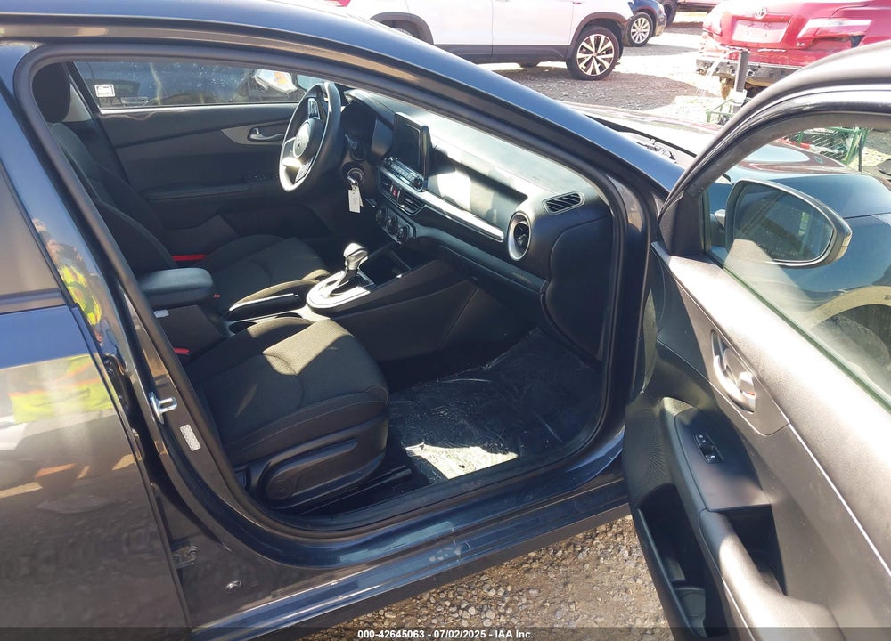 2021 KIA FORTE VIN: 3KPF24AD9ME271598
