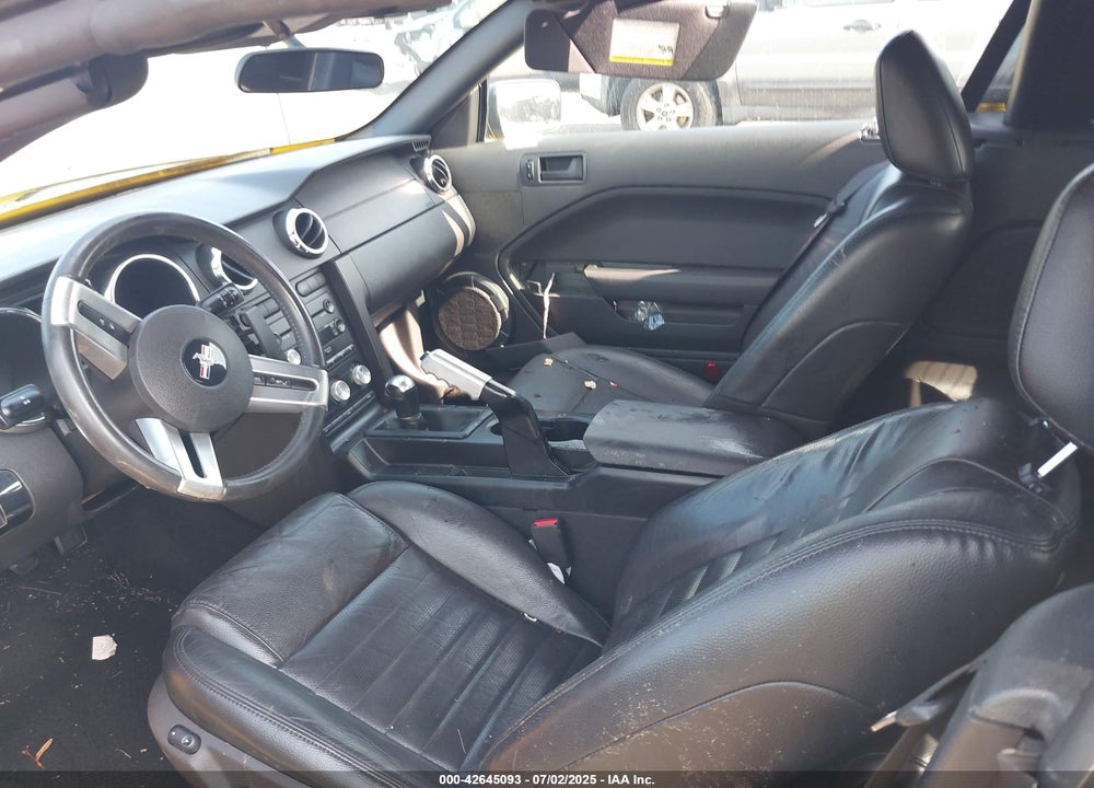 2005 FORD MUSTANG GT VIN: 1ZVFT85H955195294