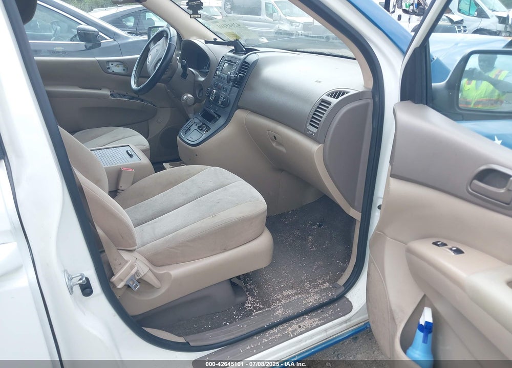 2014 KIA SEDONA LX VIN: KNDMG4C75E6553132