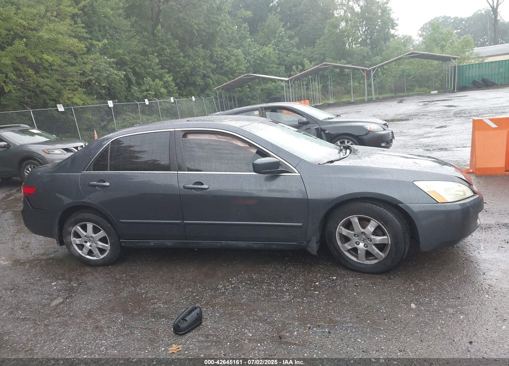 2005 HONDA ACCORD 3.0 EX VIN: 1HGCM66815A026188