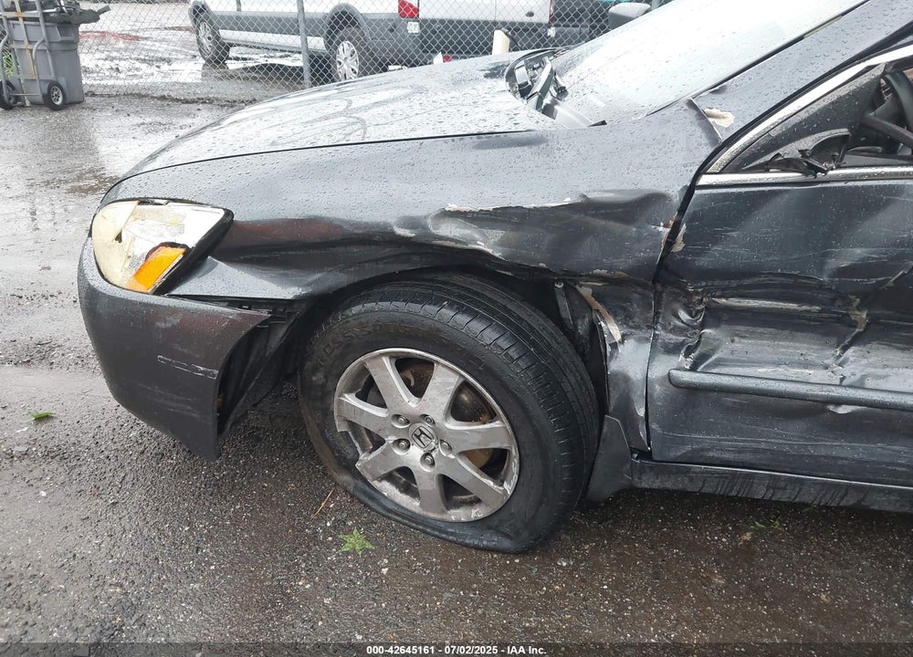 2005 HONDA ACCORD 3.0 EX VIN: 1HGCM66815A026188