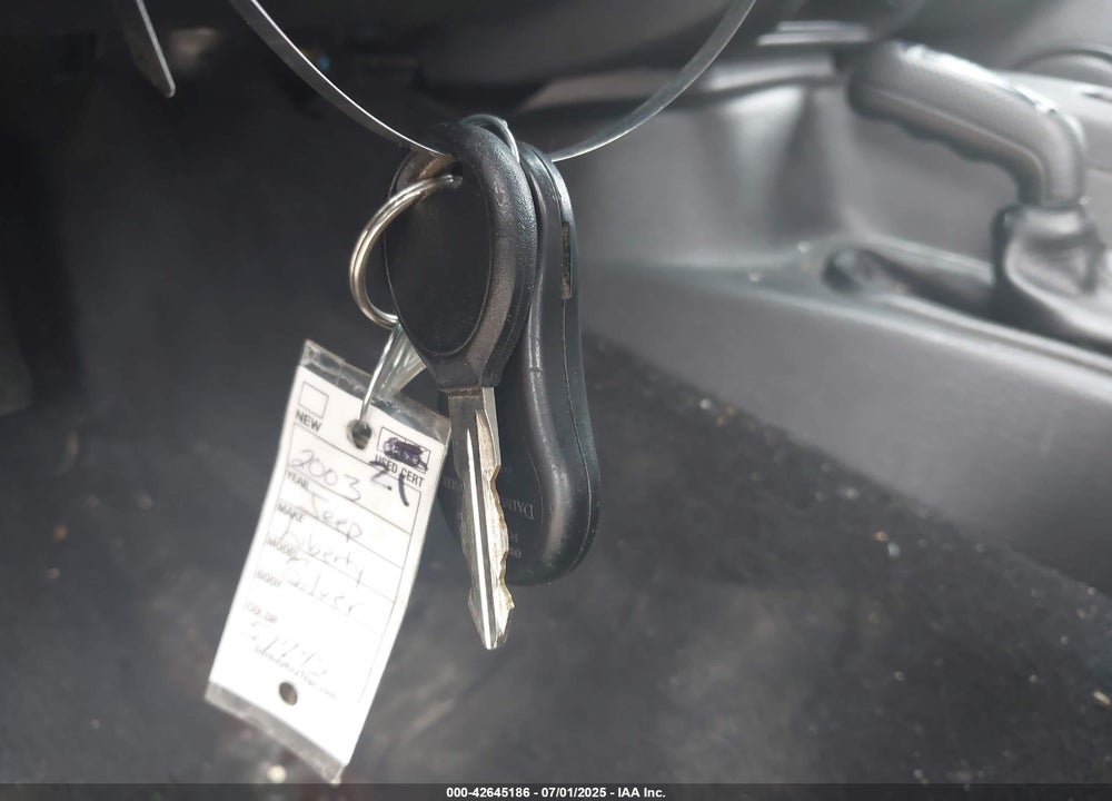 2003 JEEP LIBERTY SPORT VIN: 1J4GL48K13W678531