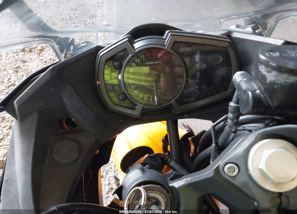 2018 KAWASAKI EX400 VIN: JKAEXKG18JDA08947