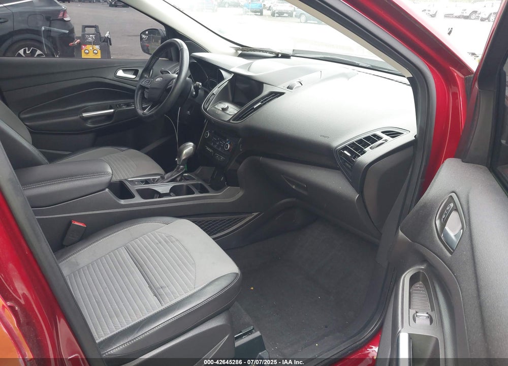 2019 FORD ESCAPE SE VIN: 1FMCU9GD7KUC18085