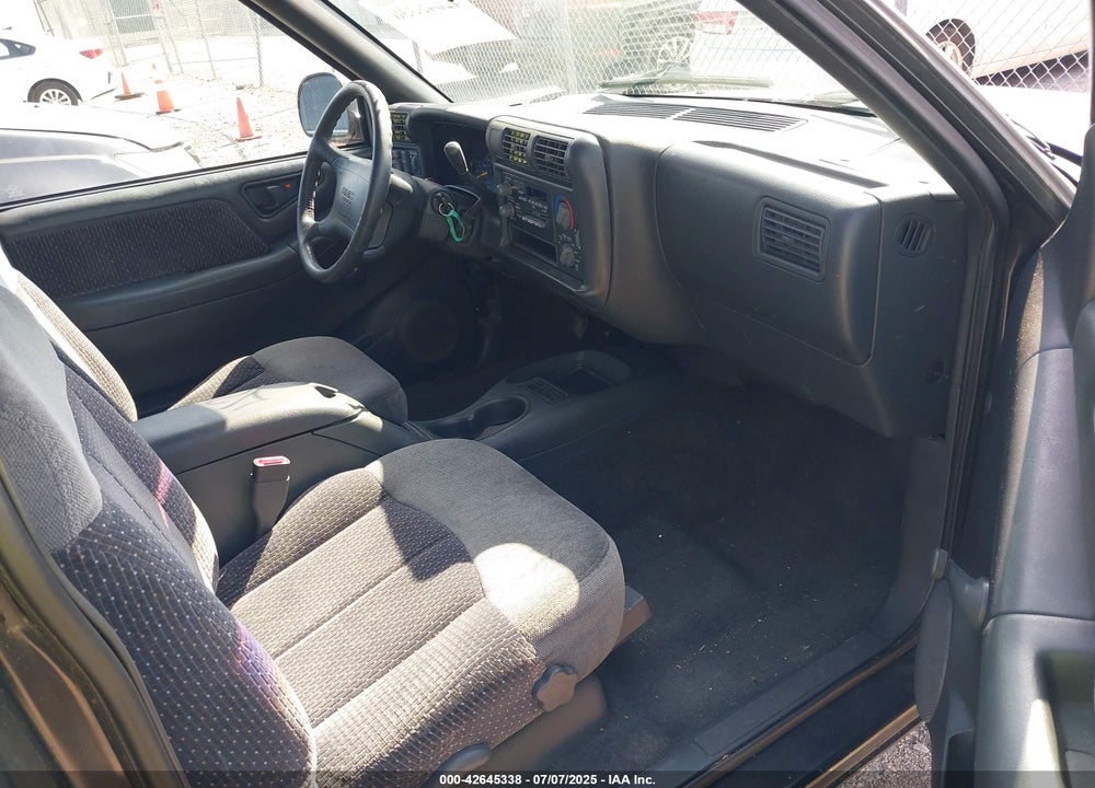 1996 GMC SONOMA VIN: 1GTCS19X7T8524894