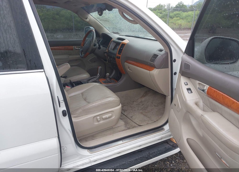 2004 LEXUS GX 470 VIN: JTJBT20X540040845